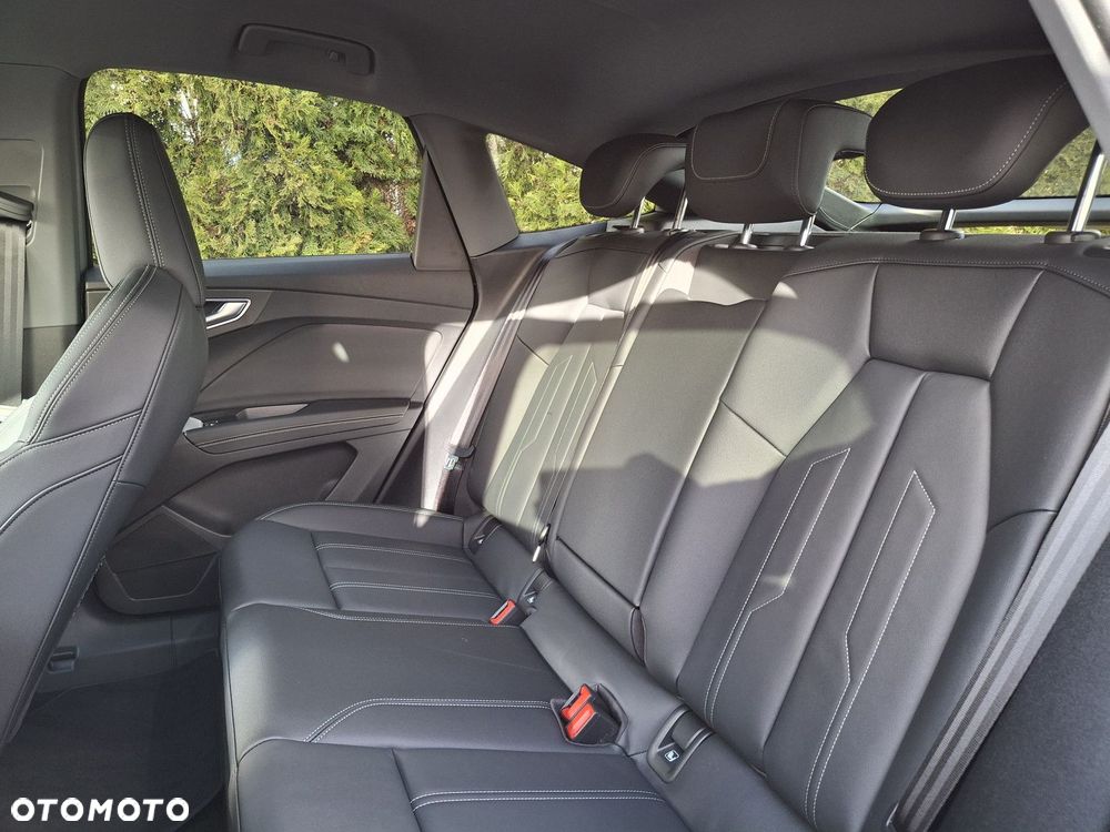 Audi Q4 Sportback e-tron - 13
