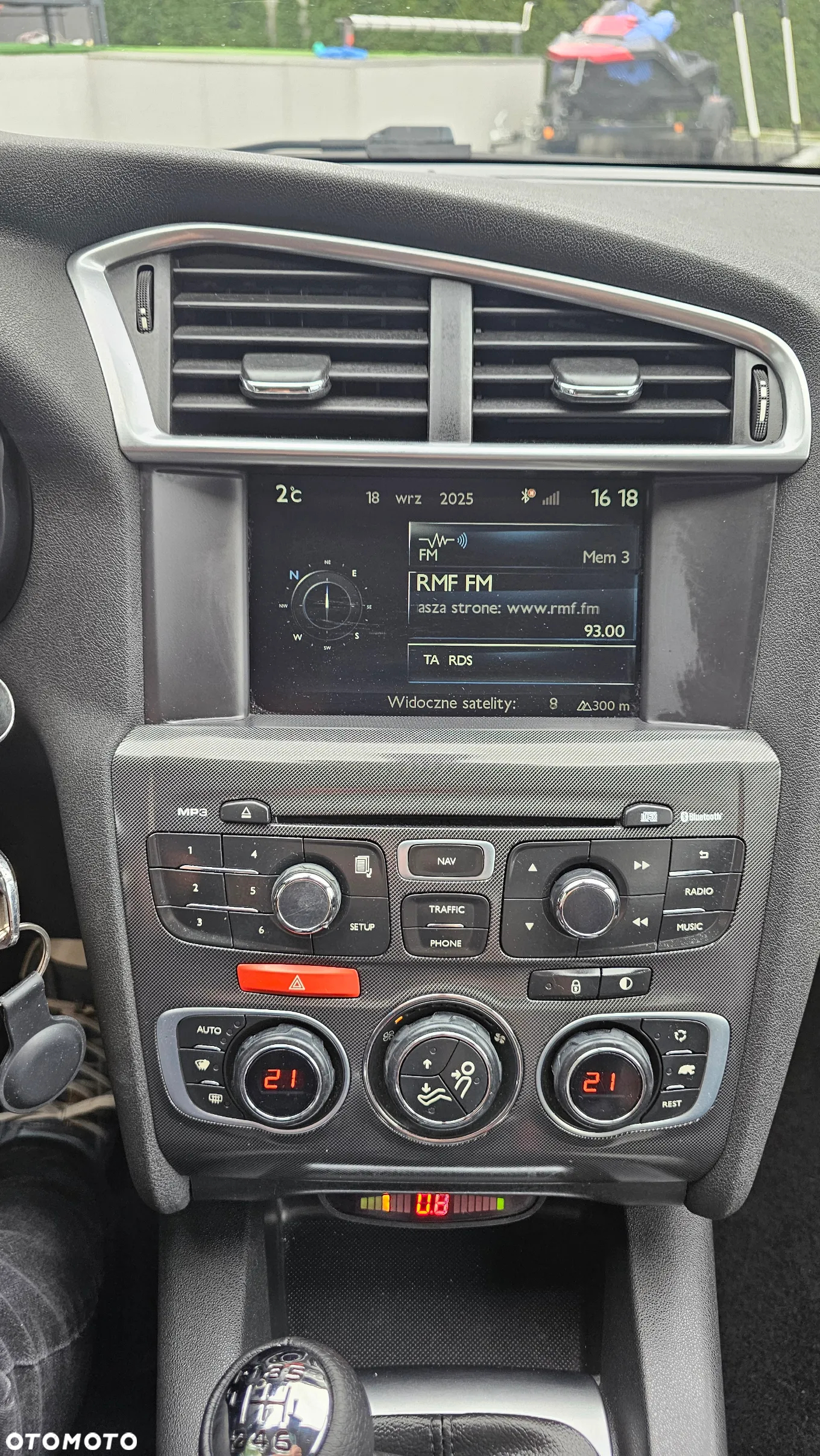 Citroën C4 HDi 115 Selection - 14
