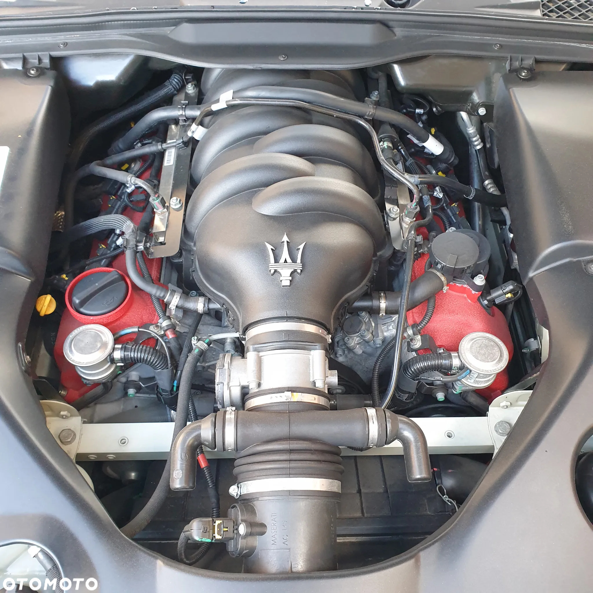 Maserati GranTurismo S - 13