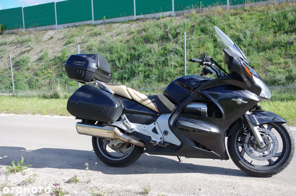 Honda ST - 1