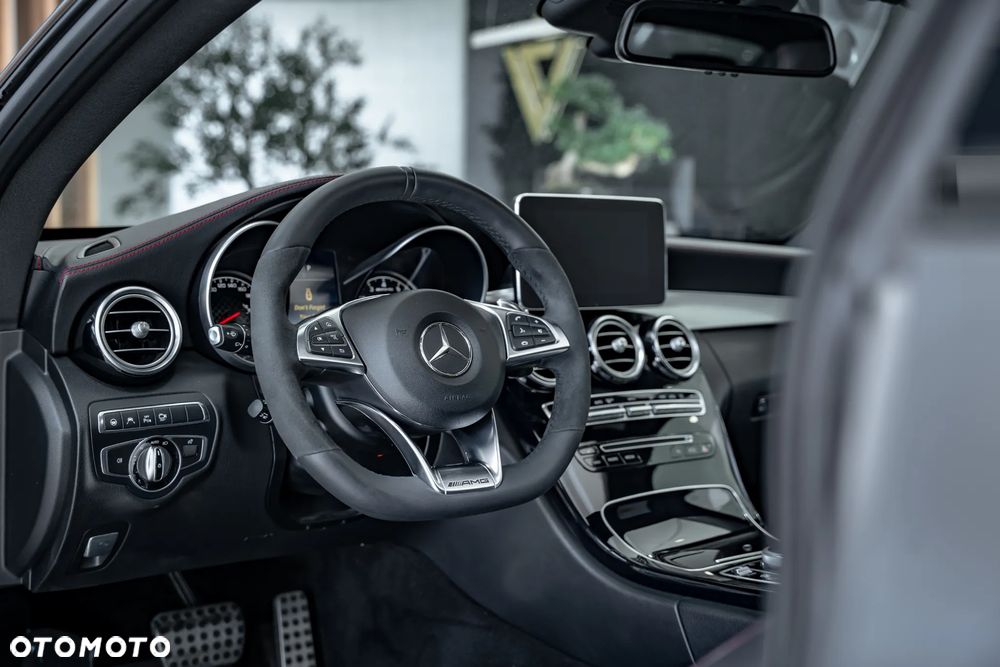 Mercedes-Benz Klasa C AMG 43 4Matic 9G-TRONIC - 30