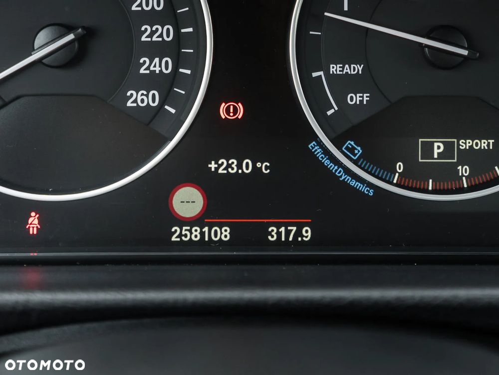 BMW Seria 3 320d Advantage - 34