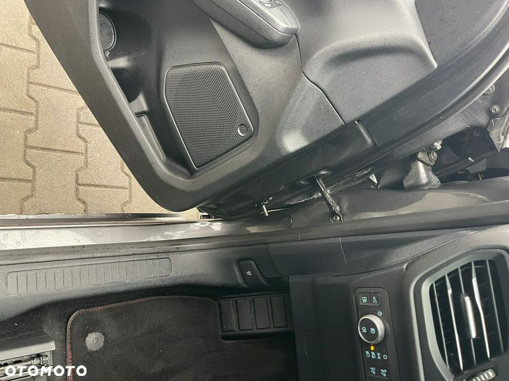 Ford Kuga 2.5 Duratec PHEV ST-LINE X - 8