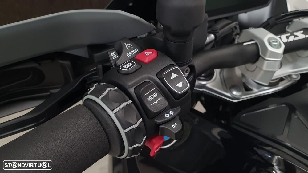 BMW R 1300 GS Tripple Black - 5