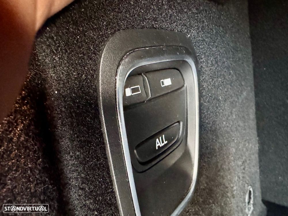 Renault Scénic 1.2 TCE Sport SS - 40