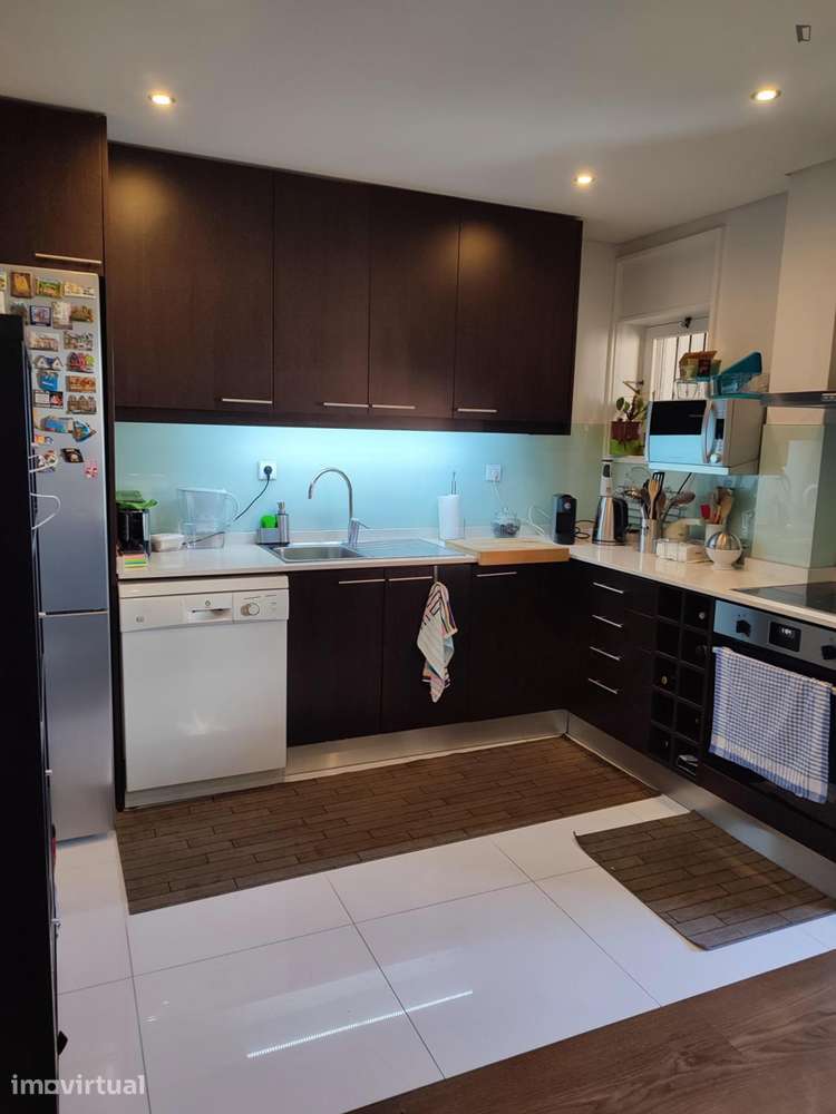 Apartamento com 2 quartos - localizado em Mafamude Porto - Grande imagem: 4/11