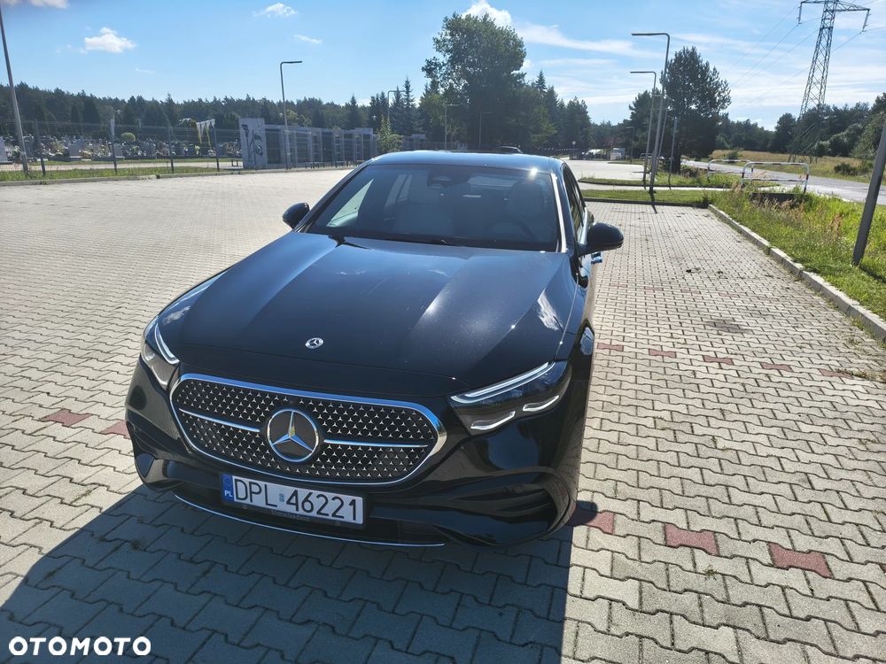 Mercedes-Benz Klasa E 300 de PHEV 4-Matic AMG 9G-Tronic - 19