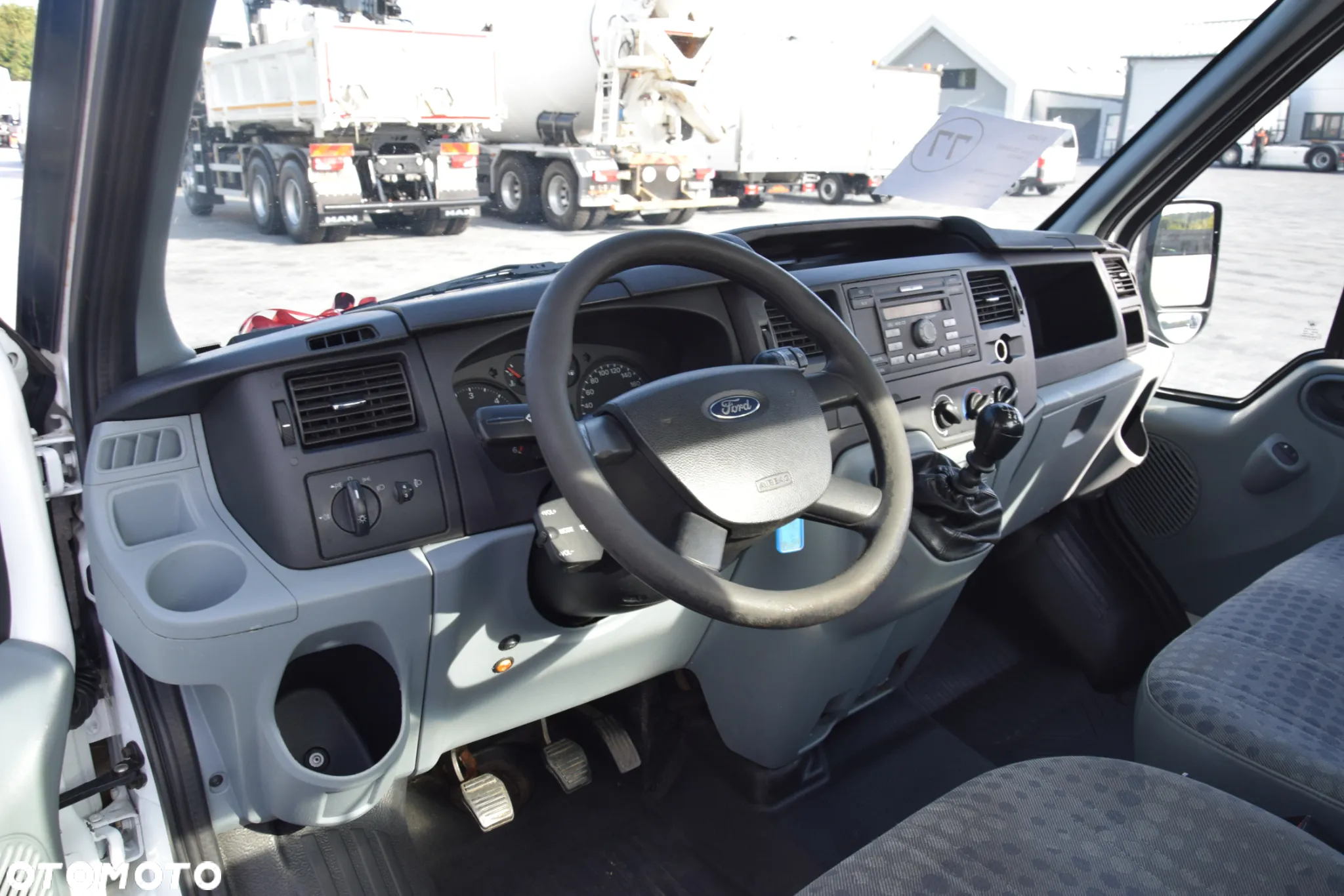 Ford TRANSIT / 2.2 - 115 KM / LAWETA / POMOC DROGOWA / NAJAZDY / 3 OSOBY / SPROWADZONY - 22
