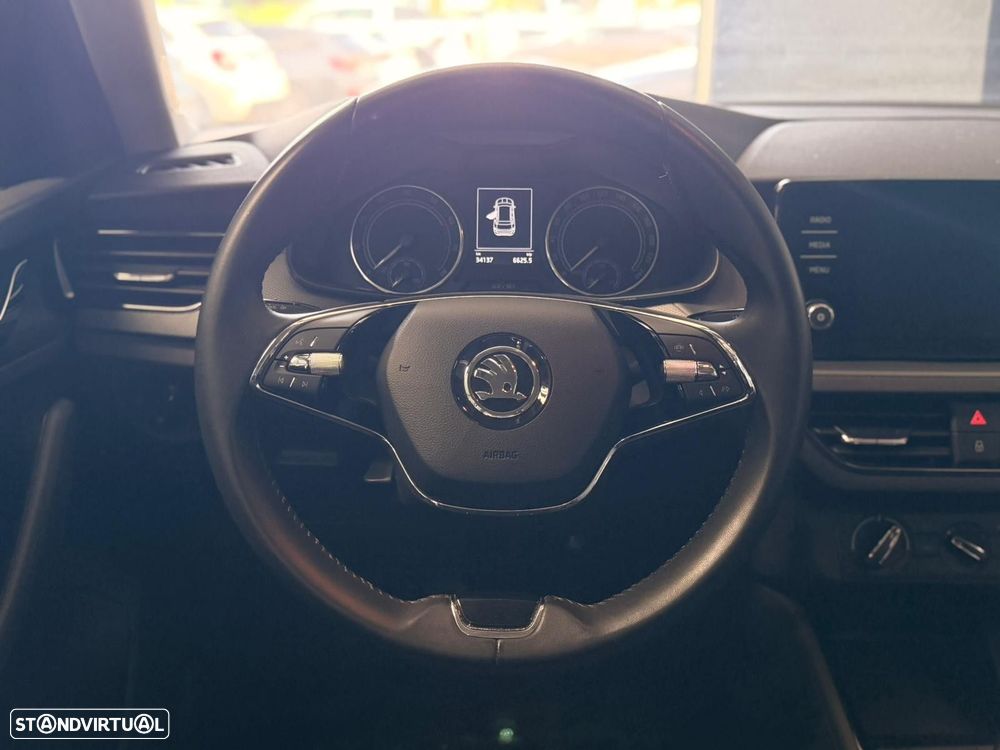 Skoda Kamiq 1.0 TSI Ambition - 17