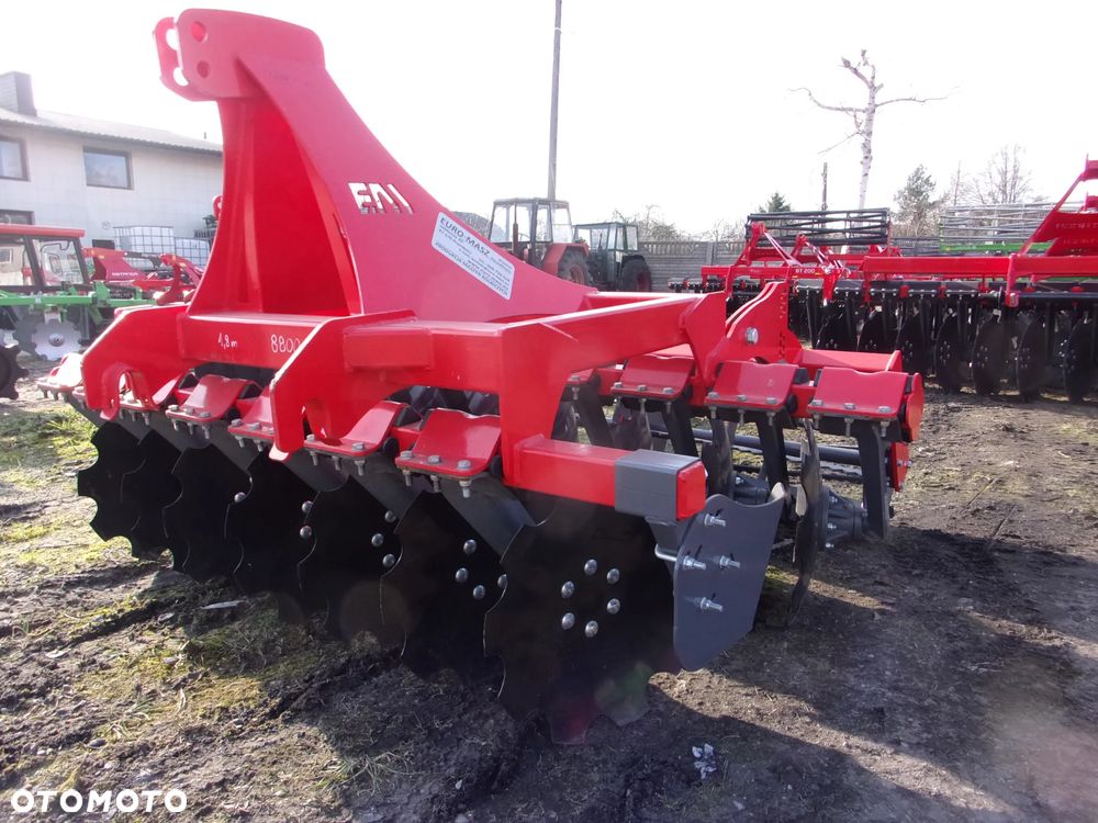 Akpil Brona Talerzowa Ciężka Hydraulicznie Składana BTCH 40 Euro-Masz, Brona talerzowa kompaktowa BT250, BT270, BT300 Metanga, Bomet, Euro-Masz; Brona talerzowa mini-simply BT160, BT180, BT200, BT220 Metanga, Euro-Masz, Brona talerzowa 2-walcowa typu "V", 4-walcowa typu "X" Bomet, Akpil - 23