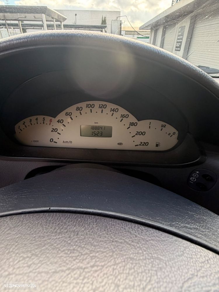 Mercedes-Benz A 140 - 22