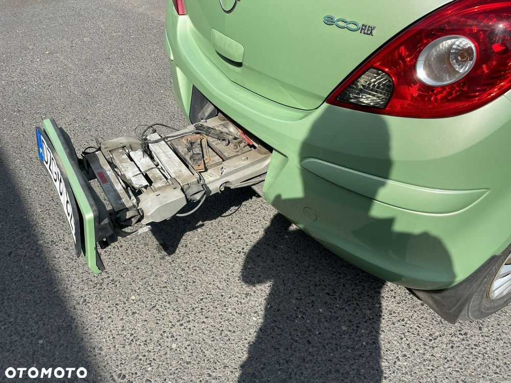 Opel Corsa - 12