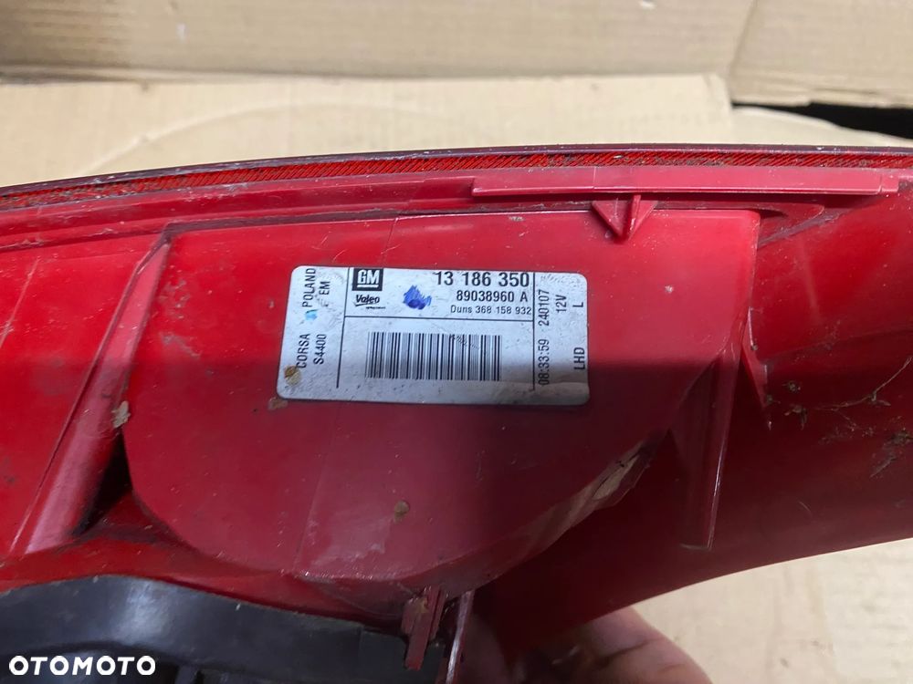 LAMPA TYLNA LEWA OPEL CORSA D 13186350 - 5
