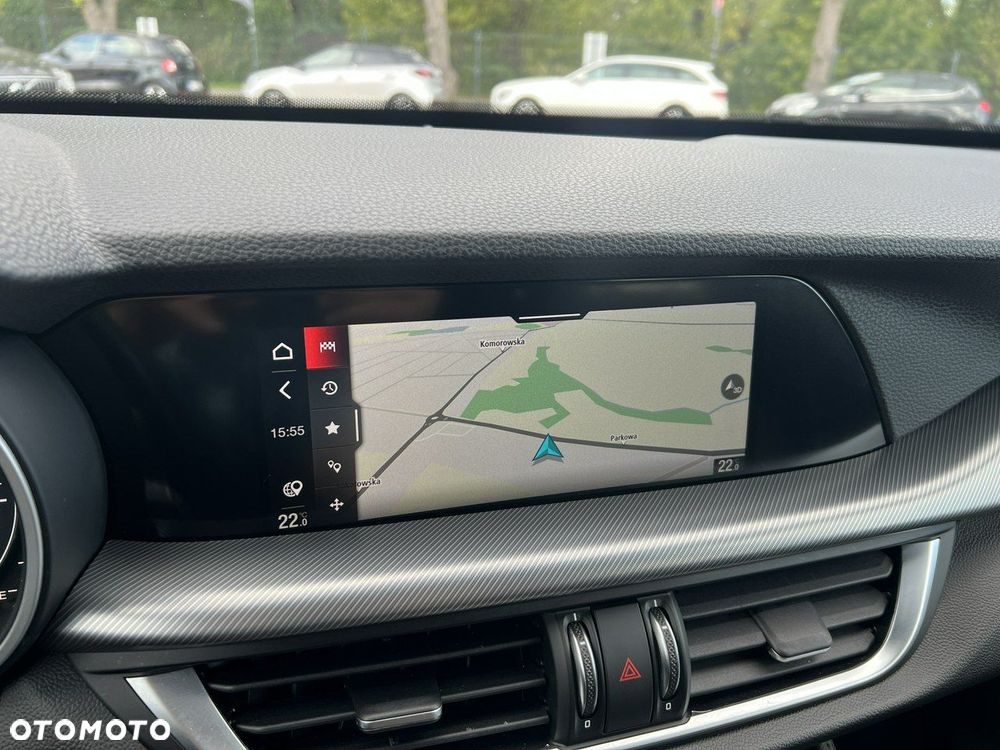 Alfa Romeo Stelvio - 10