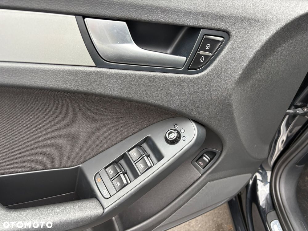 Audi A4 Avant 2.0 TDI Limited Edition - 15