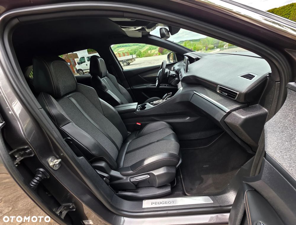 Peugeot 3008 1.6 PureTech GPF GT Line S&S EAT8 - 11