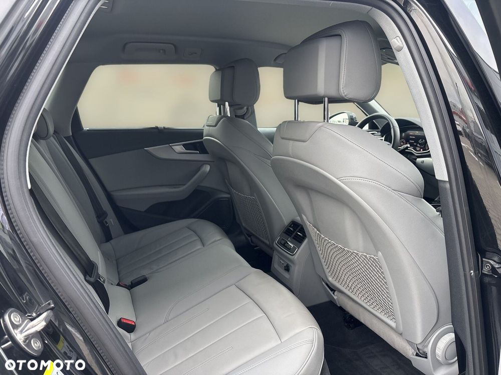 Audi A4 Avant 40 TDI mHEV Quattro S tronic - 12