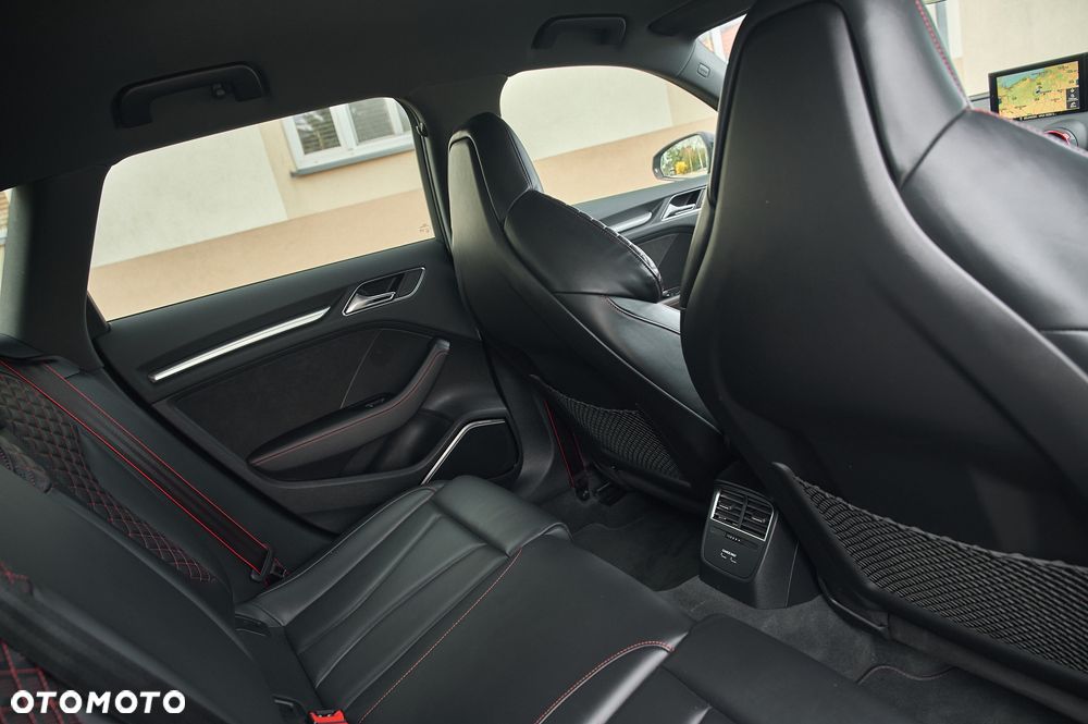 Audi RS3 Sportback 2.5 TFSI Quattro S tronic - 34