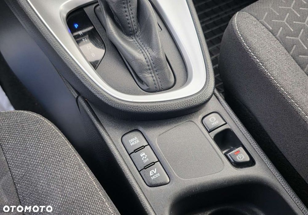 Toyota Yaris Cross - 17