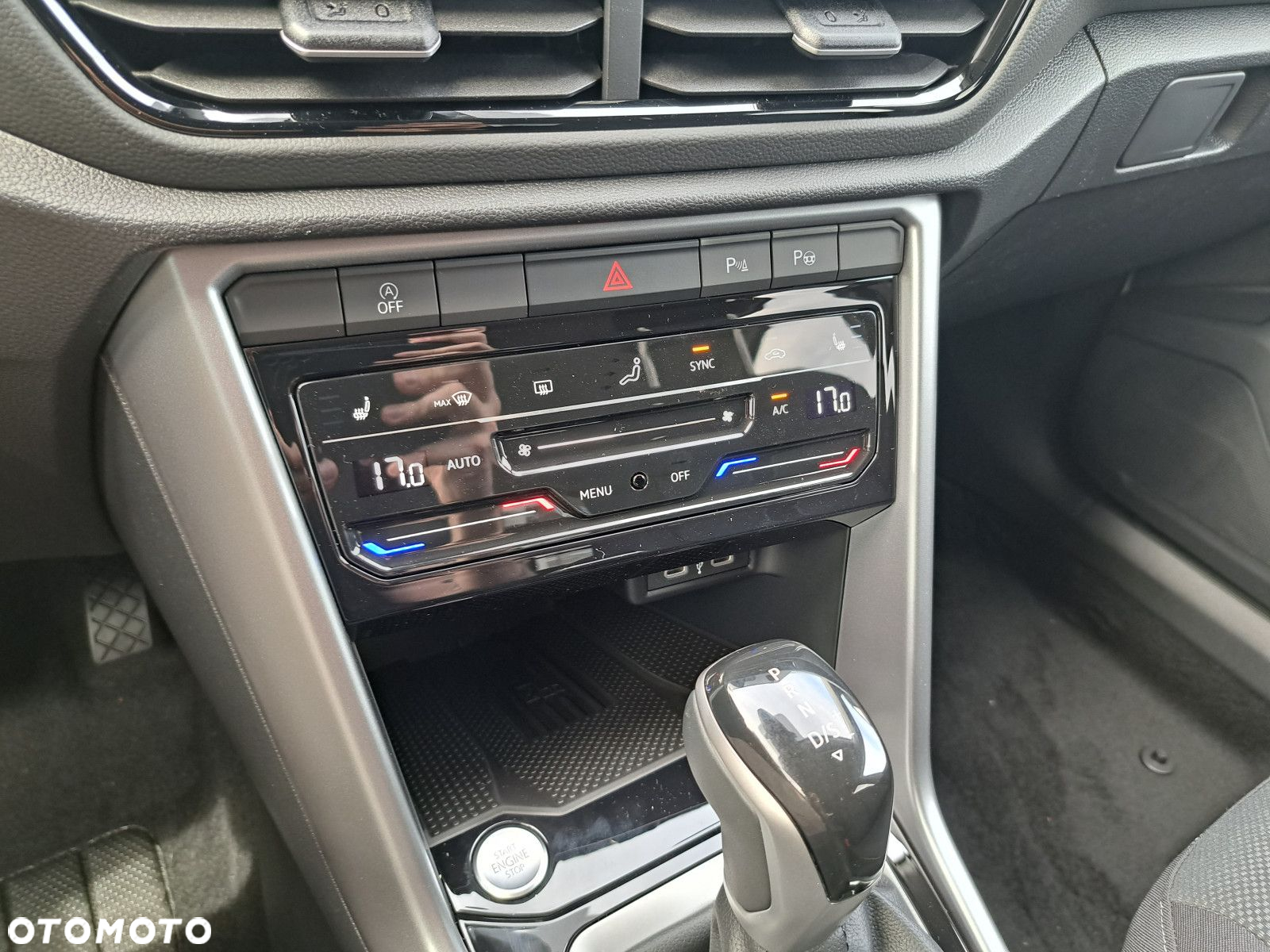 Volkswagen T-Roc 1.5 TSI Life Plus DSG - 20