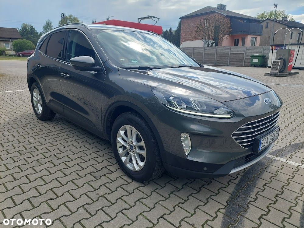 Ford Kuga - 2