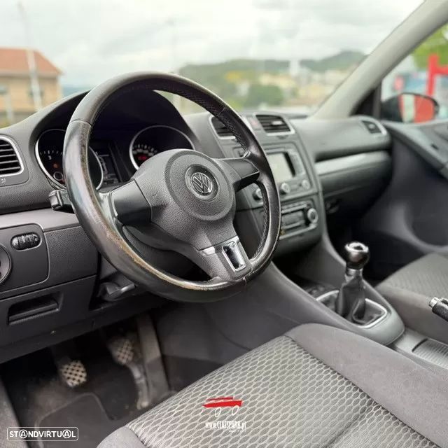 VW Golf 1.6 TDi Trendline BlueMotion - 6