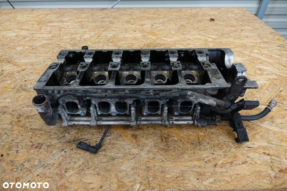 GŁOWICA VW TRANSPORTER T5 2.5 TDI R070103373A - 1