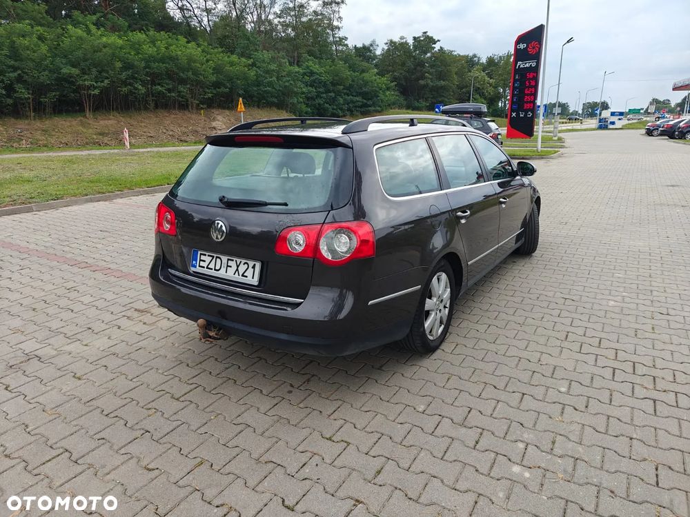 Volkswagen Passat Variant - 2