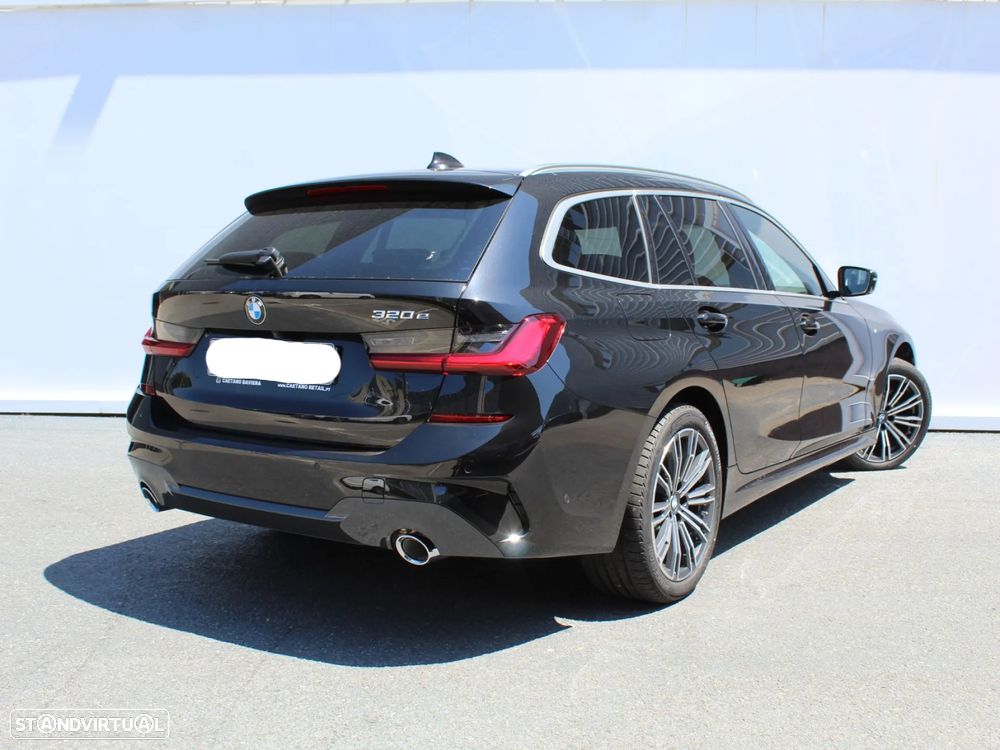 BMW 320 e Pack M Auto - 4