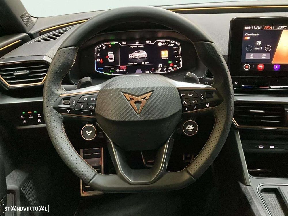 Cupra Leon 1.4 e-Hybrid DSG - 11