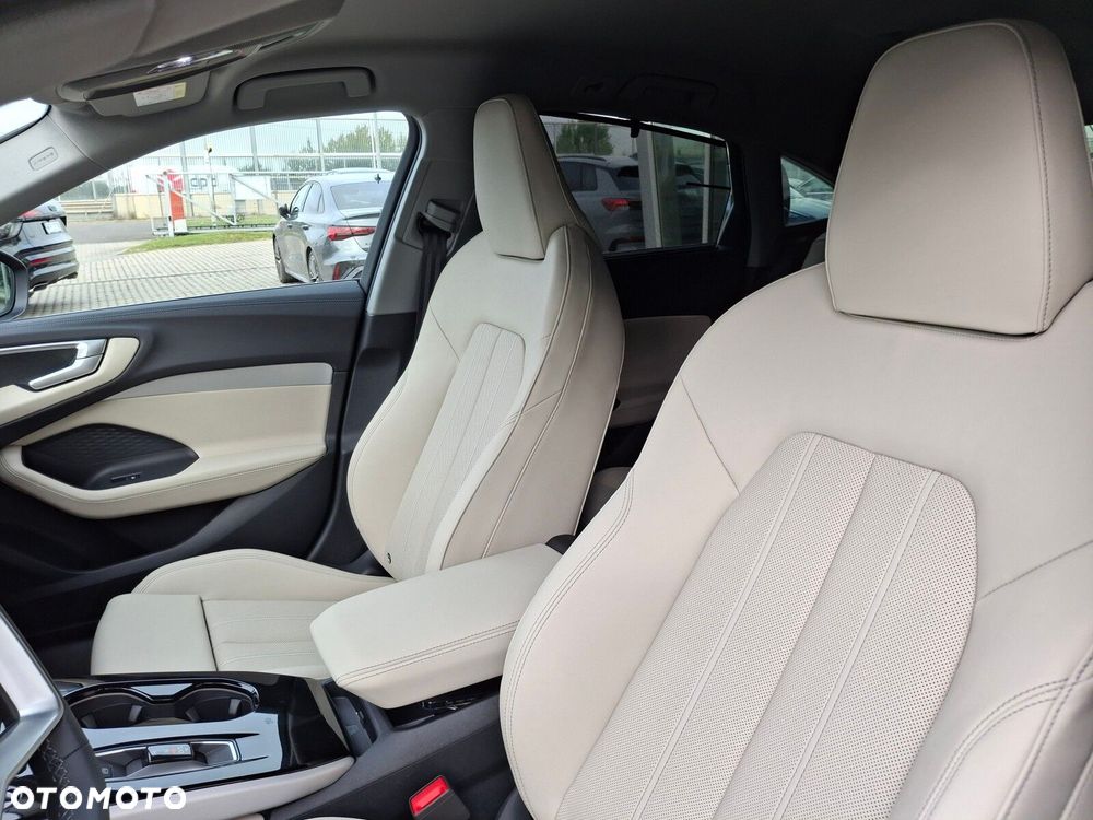 Audi A5 Limousine - 28