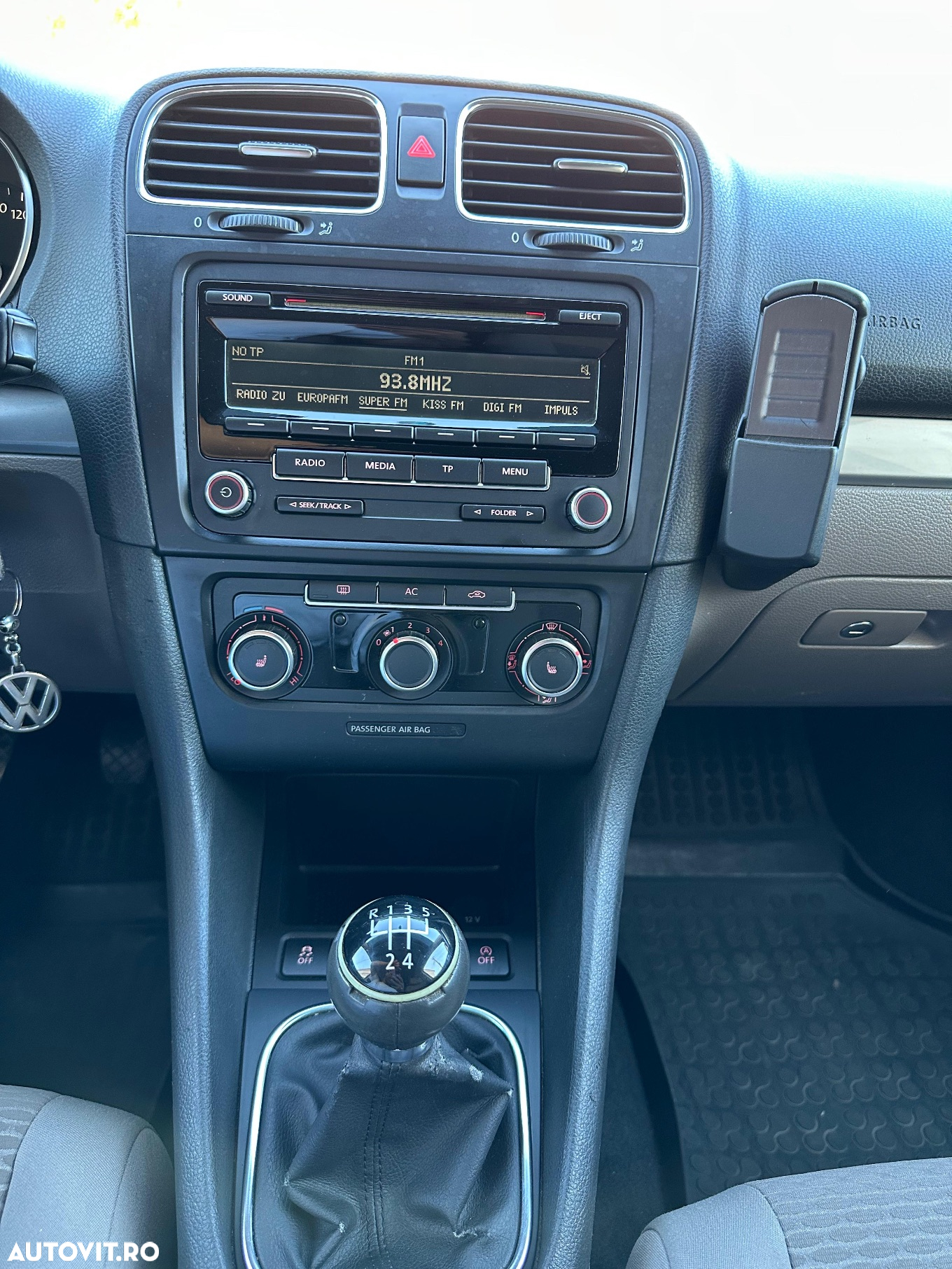 Volkswagen Golf 1.6 TDI BlueMotion Technology DPF Comfortline - 10