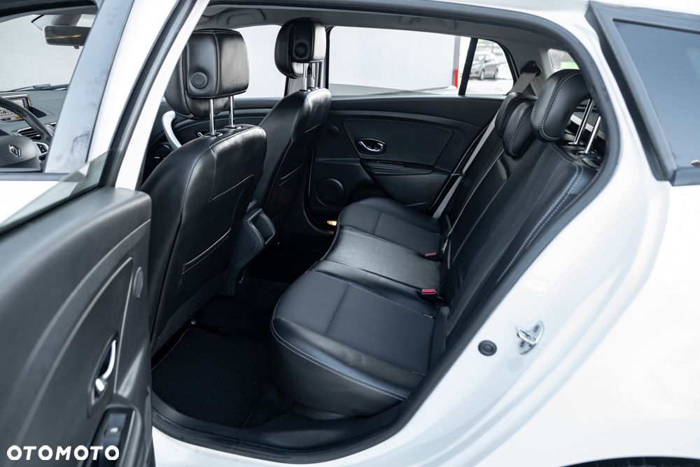 Renault Megane ENERGY TCe 115 Start & Stop Bose Edition - 22