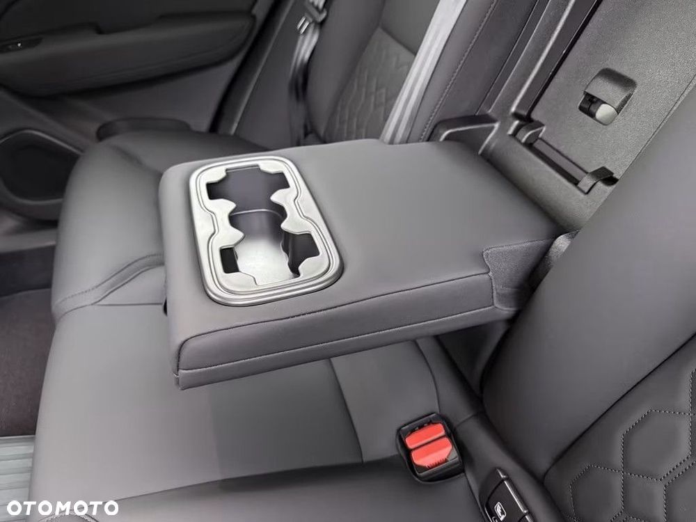 Volvo XC 60 T6 Plug-In Hybrid AWD Plus Bright - 12