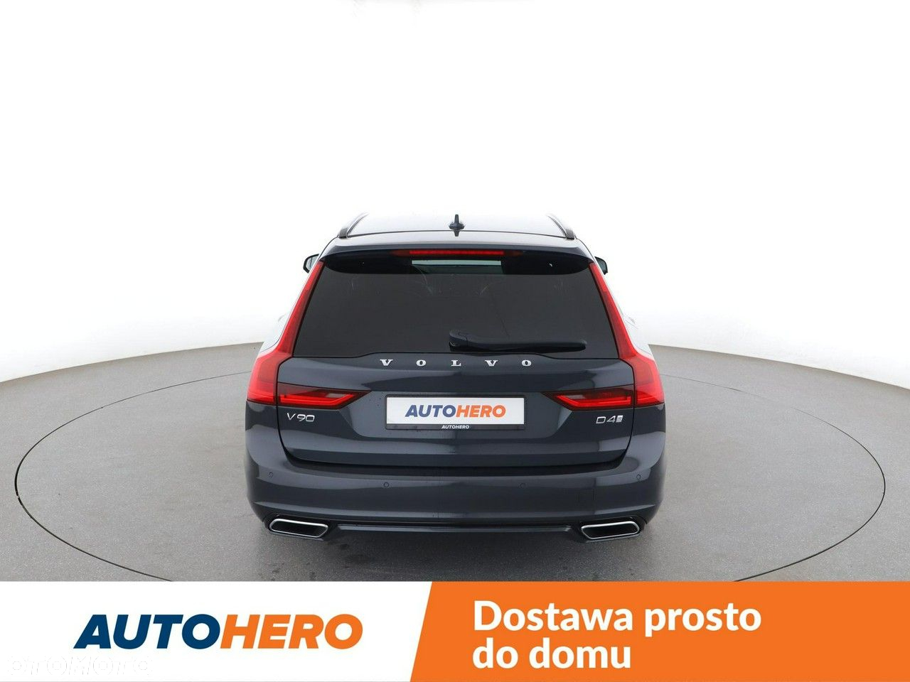 Volvo V90 D4 R-Design - 6