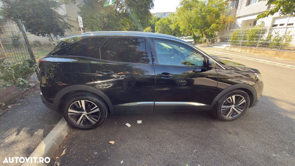 Peugeot 3008 1.2 PureTech Turbo S&S EAT6 Allure - 6