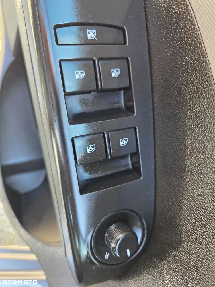 Chevrolet Aveo 1.6 LTZ - 22