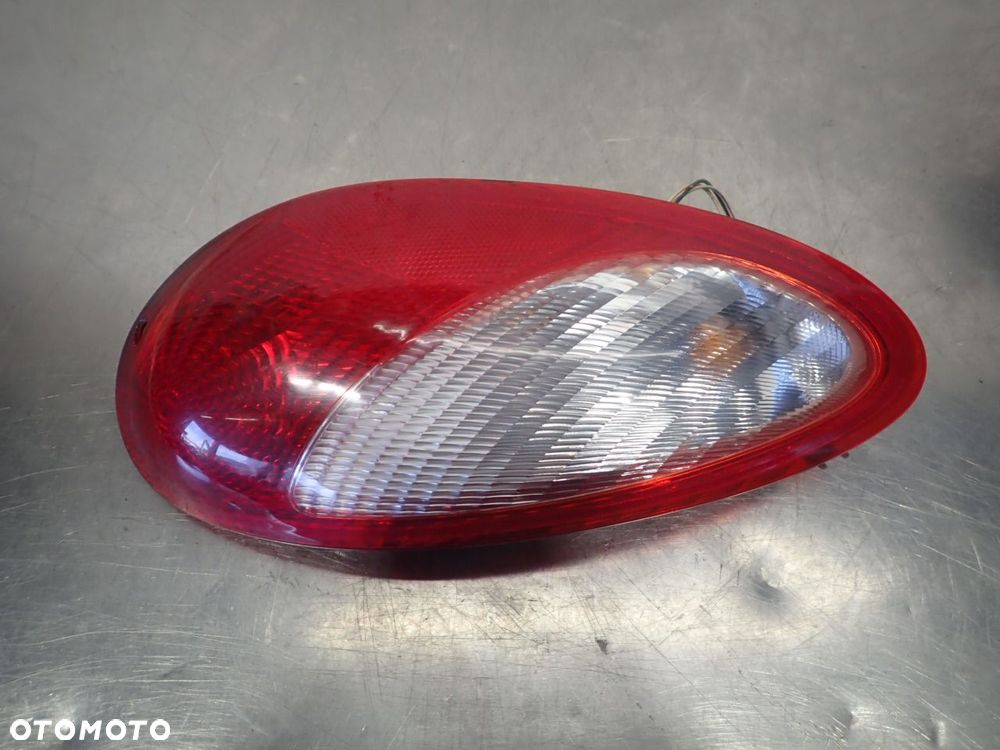 LAMPA LEWA TYLNA CHRYSLER PT CRUISER - 1