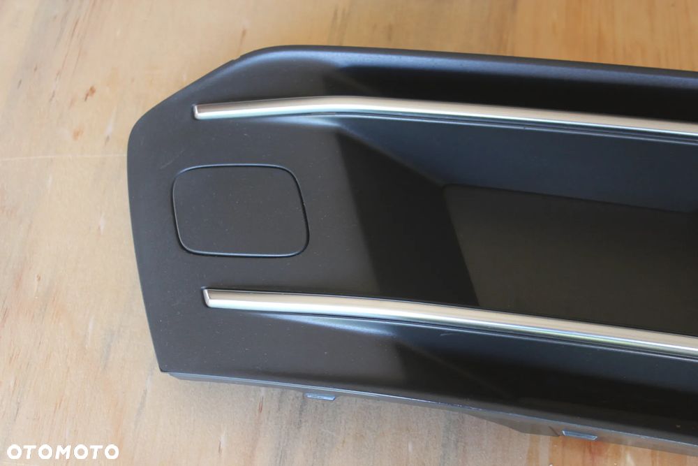 KRATKA ZDERZAKA PRAWA AUDI Q7 4M 4M0807682Q 2018 - 3