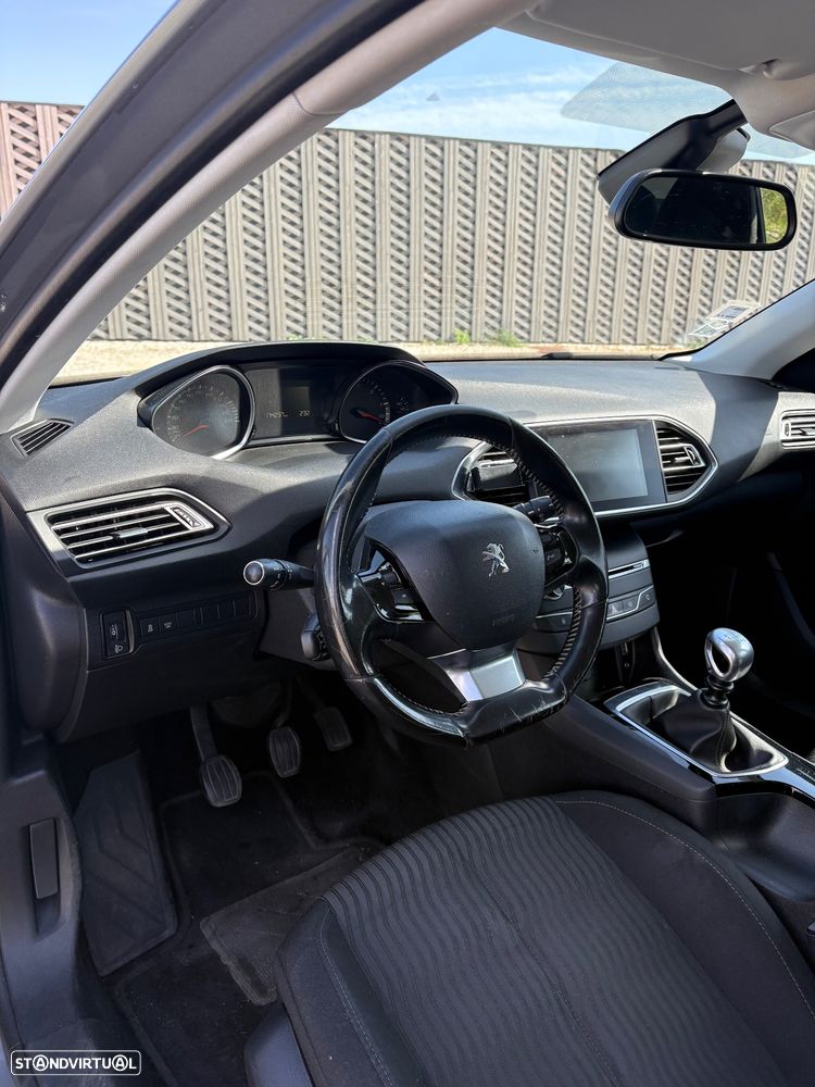 Peugeot 308 1.6 BlueHDi Active - 4