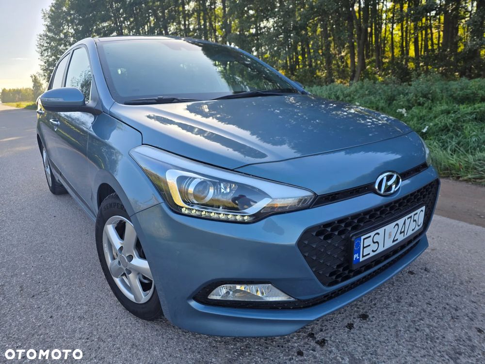Hyundai I20 2016 photo 2