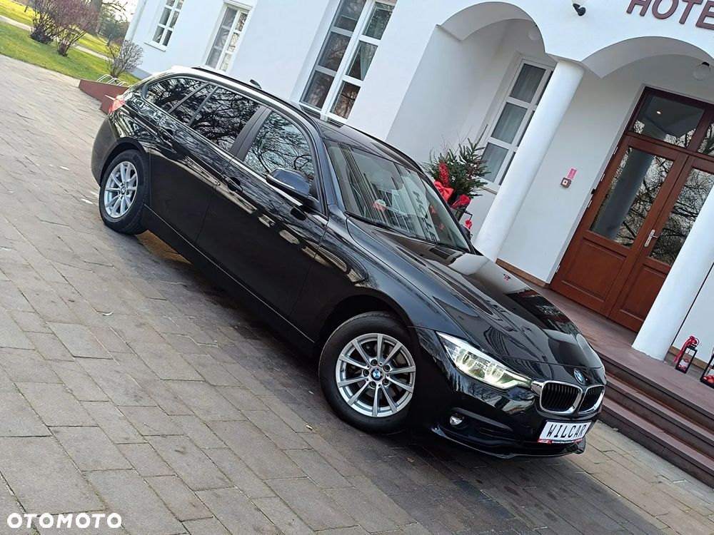 BMW Seria 3 318d DPF Edition Lifestyle - 11