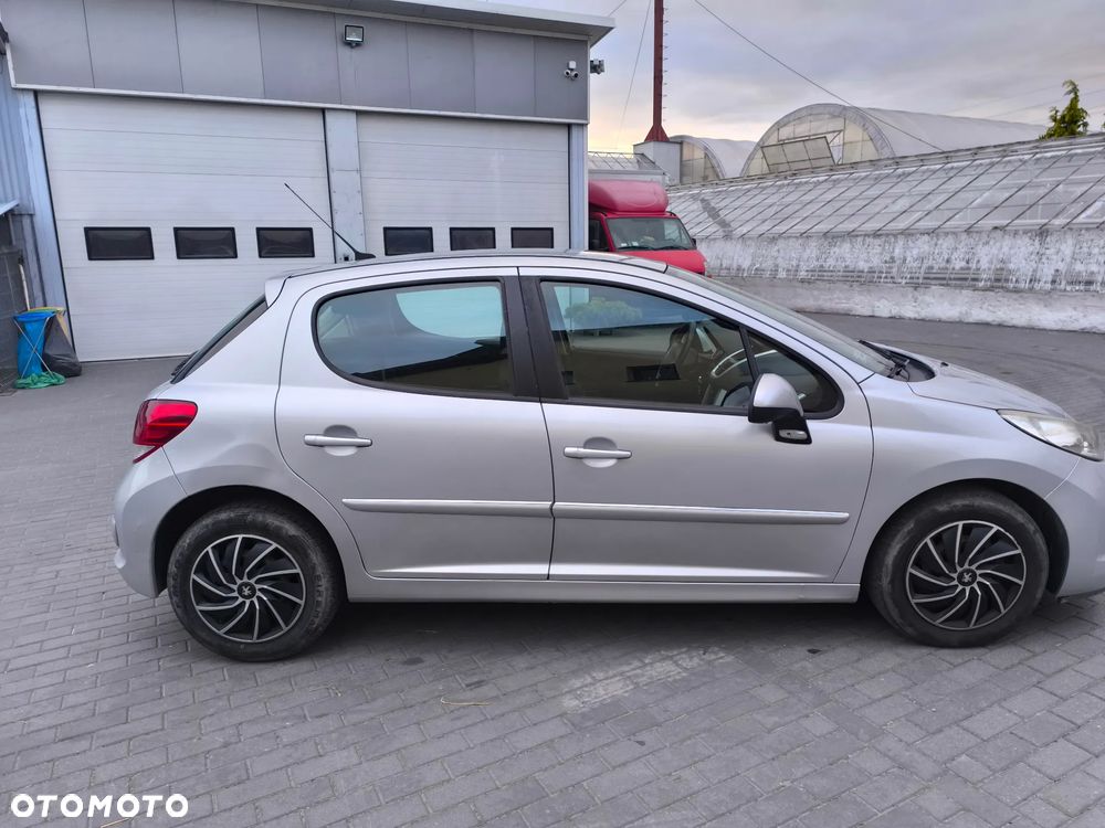 Peugeot 207 1.4 HDi Business Line - 11