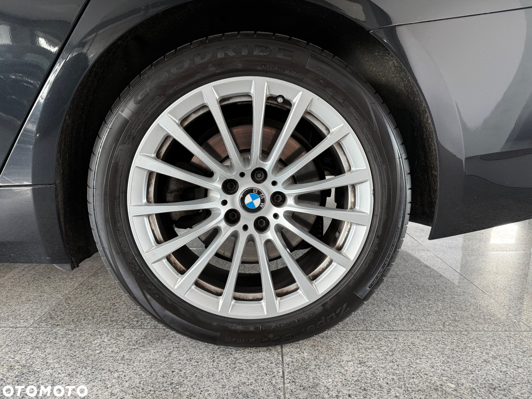 BMW Seria 5 - 8