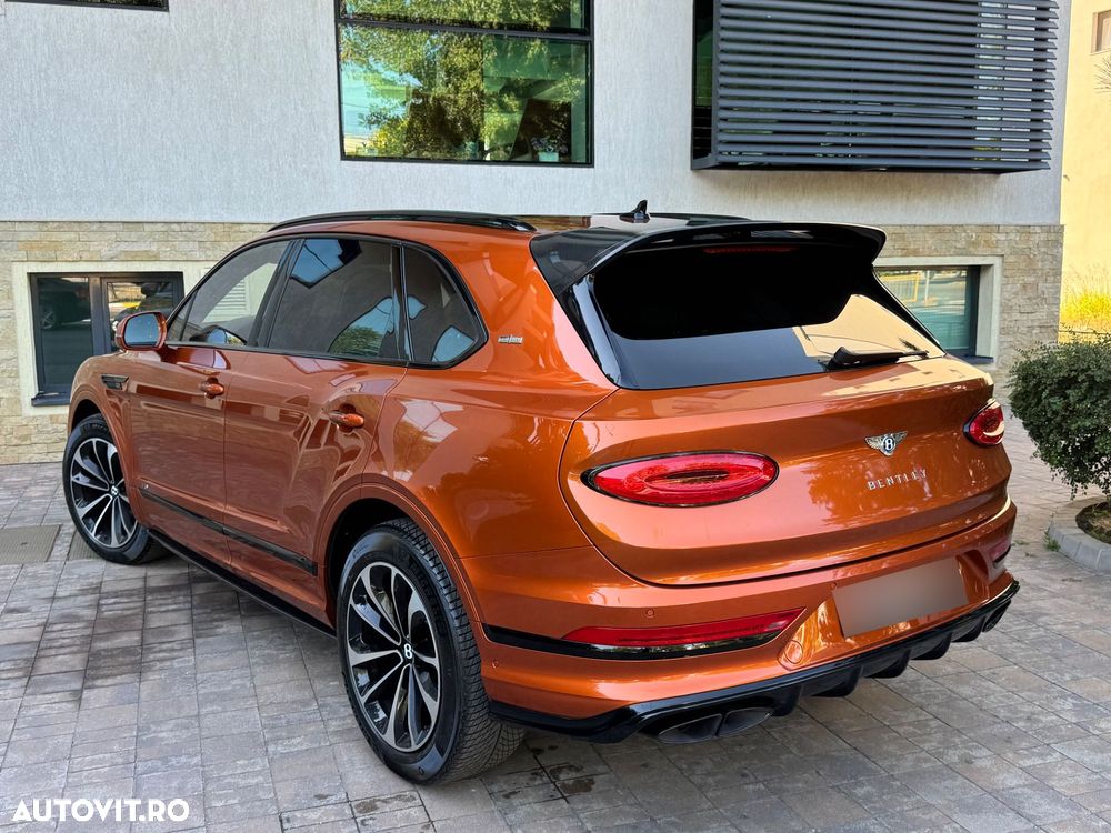 Bentley Bentayga - 4