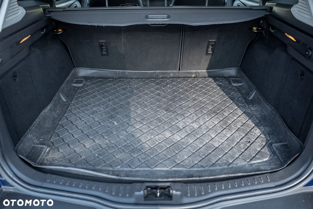 Ford Focus 2.0 TDCi Titanium ASS - 34
