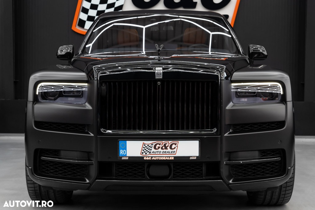 Rolls-Royce Cullinan Standard - 25