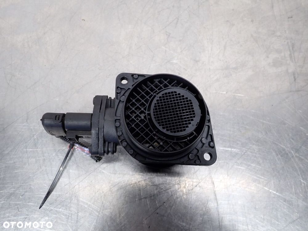 PRZEPŁYWOMIERZ POWIETRZA VOLKSWAGEN GOLF V - 4