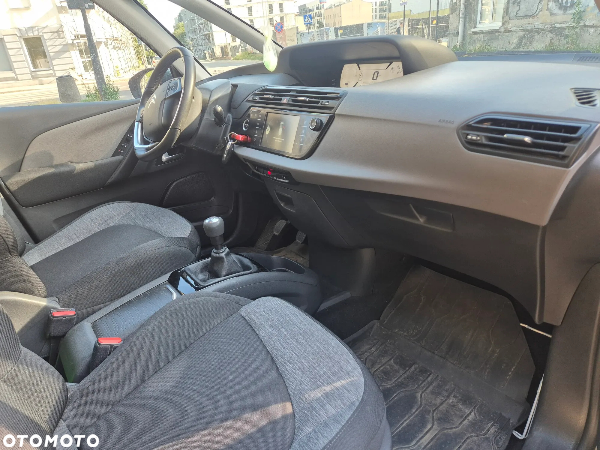 Citroën C4 Picasso 1.2 PureTech Live S&S - 17