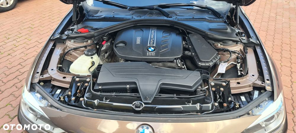 BMW Seria 3 320d - 15